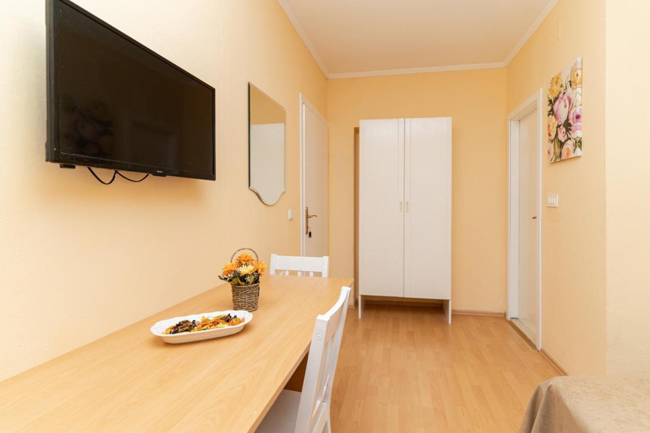Benic Apartments Mlini Eksteriør bilde