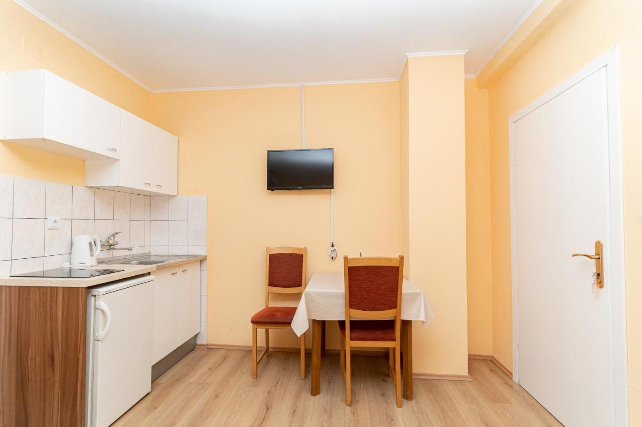 Benic Apartments Mlini Eksteriør bilde